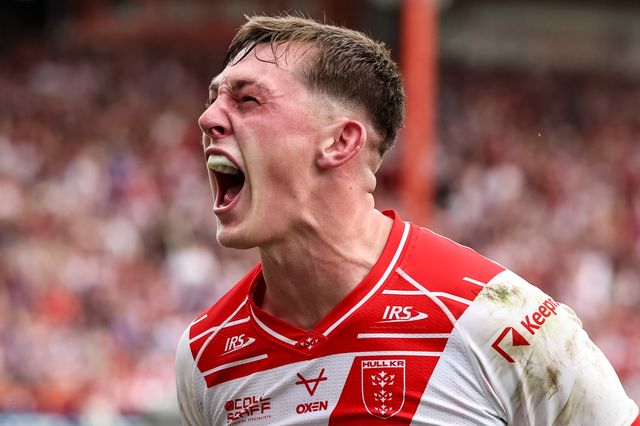 Jack Broadbent of Hull KR celebrates his try to make it 14-0 during the Betfred Super League Round 25 match Hull KR vs Hull FC at Sewell Group Craven Park, Kingston upon Hull, United Kingdom, 7th September 2025

(Photo by Mark Cosgrove/News Images)