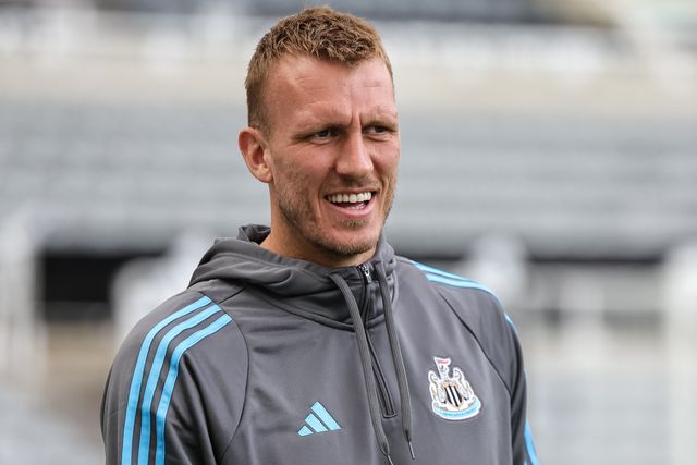 Dan Burn of Newcastle Untied arrives during the Pre-season friendly Newcastle United vs Espanyol at St. James's Park, Newcastle, United Kingdom, 8th August 2025

(Photo by Mark Cosgrove/News Images)