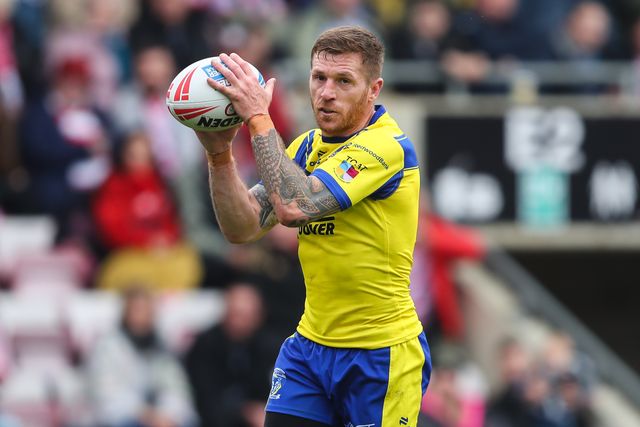 Marc Sneyd of Warrington Wolves in action during the Betfred Super League Round 8 match Leigh Leopards vs Warrington Wolves at Leigh Sports Village, Leigh, United Kingdom, 19th April 2025

(Photo by Gareth Evans/News Images)