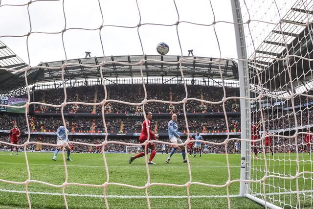 Erling Haaland of Manchester City scores his hat-trick to make it 4-0 during the Emirates FA Cup Quarter-Final match Manchester City vs Liverpool at Etihad Stadium, Manchester, United Kingdom on 04 April 2026

(Photo by Mark Cosgrove/News Images)
