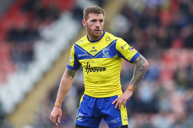 Marc Sneyd of Warrington Wolves during the Betfred Super League Round 8 match Leigh Leopards vs Warrington Wolves at Leigh Sports Village, Leigh, United Kingdom, 19th April 2025

(Photo by Gareth Evans/News Images)