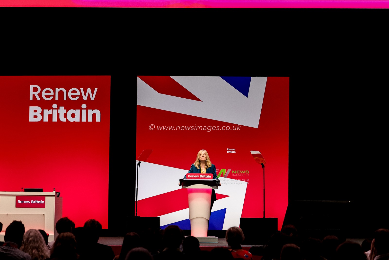 Tracy Brabin, Mayor of West Yorkshire addresses the conference during the Labour Party Annual Conference 2025 Day 3 at The ACC, Liverpool, United Kingdom, 30th September 2025

(Photo by Mark Cosgrove/News Images)