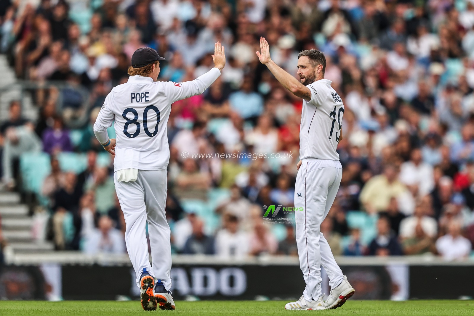 Chris Woakes of England celebrates the wicket of KL Rahul of India during the Rothesay 5th Rothesay Test Day 1 Match England v India at The Kia Oval, London, United Kingdom, 31st July 2025

(Photo by Alfie Cosgrove/News Images)