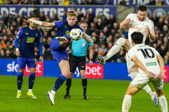Ali McCann of Preston North End has a shot on goal during the Sky Bet Championship match Swansea City vs Preston North End at Swansea.com Stadium, Swansea, United Kingdom on 24 February 2026

(Photo by Andrew Lewis/News Images)