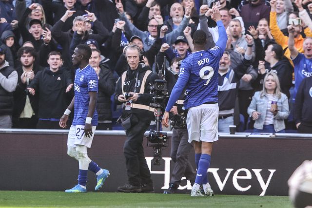 Beto of Everton celebrates his goal to make it 1-1 during the Premier League match Everton vs Liverpool at Hill Dickinson Stadium, Liverpool, United Kingdom on 19 April 2026

(Photo by Alfie Cosgrove/News Images)