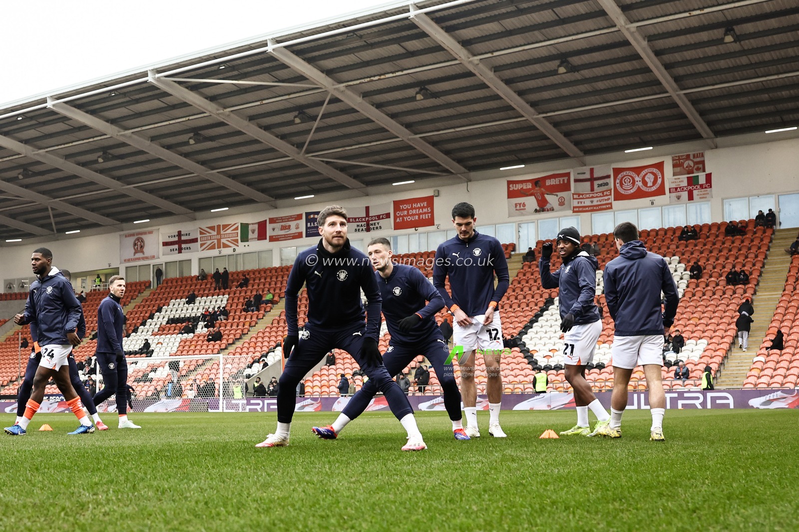 James Husband of Blackpool in the pregame warmup session during the Sky Bet League 1 match Blackpool vs Mansfield Town at Bloomfield Road, Blackpool, United Kingdom, 15th February 2025

(Photo by Mark Cosgrove/News Images)