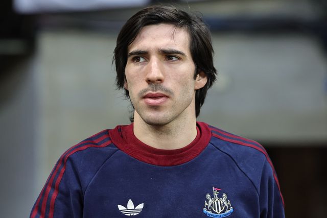 Sandro Tonali of Newcastle Untied arrives during the UEFA Champions League Last 16 match Newcastle Untied vs Barcelona at St. James's Park, Newcastle, United Kingdom on 10 March 2026

(Photo by Mark Cosgrove/News Images)