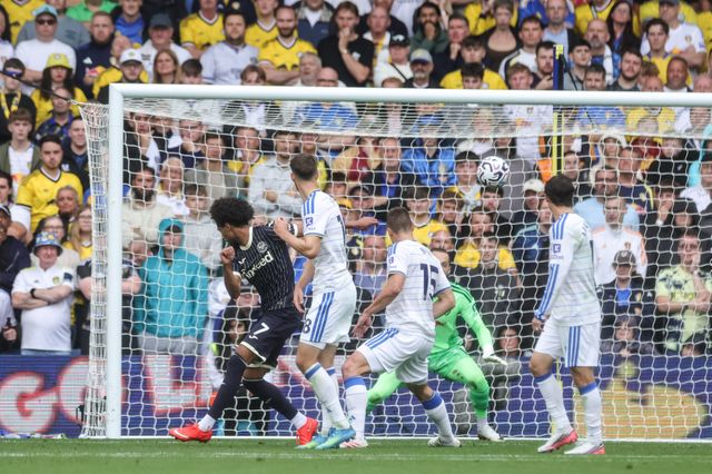 Kevin Schade of Brentford scores to make it 0-1 during the Premier League match Leeds United vs Brentford at Elland Road, Leeds, United Kingdom on 30 August 2026

(Photo by Mark Cosgrove/News Images)