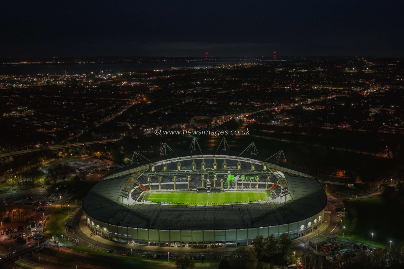 An aerial view of The MKM Stadium during the Sky Bet Championship match Hull City vs Middlesbrough at MKM Stadium, Hull, United Kingdom, 5th December 2025

(Photo by Mark Cosgrove/News Images)

*** GER AUT SUI OUT ***