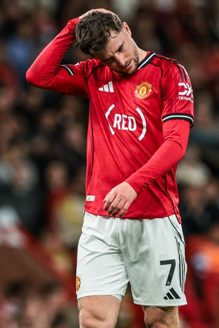 Mason Mount of Manchester United during the Premier League match Manchester United vs Brentford at Old Trafford, Manchester, United Kingdom on 27 April 2026

(Photo by Mark Cosgrove/News Images)