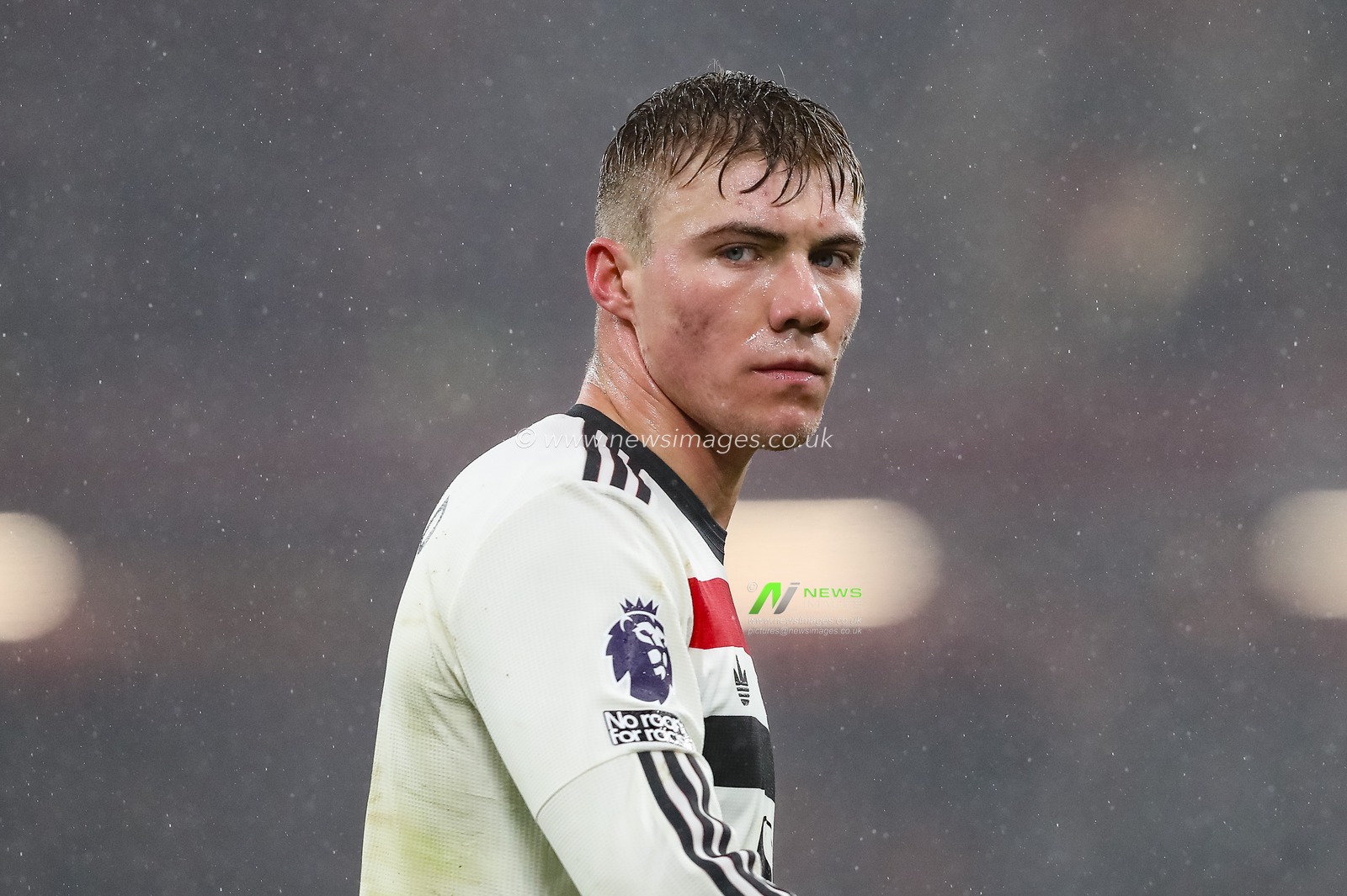 Rasmus HÃ¸jlund of Manchester United during the Premier League match Liverpool vs Manchester United at Anfield, Liverpool, United Kingdom, 5th January 2025

(Photo by Gareth Evans/News Images)