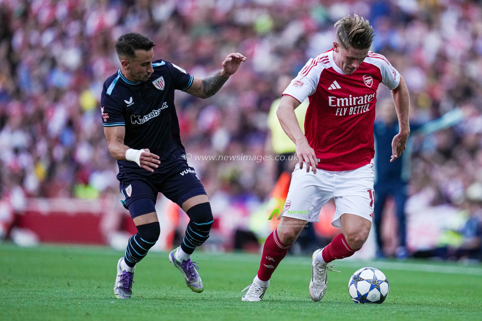 Viktor Gyokeres of Arsenal on the ball during the Pre-season friendly match Arsenal vs Athletic Bilbao at Emirates Stadium, London, United Kingdom, 9th August 2025

(Photo by Harvey Murphy/News Images)