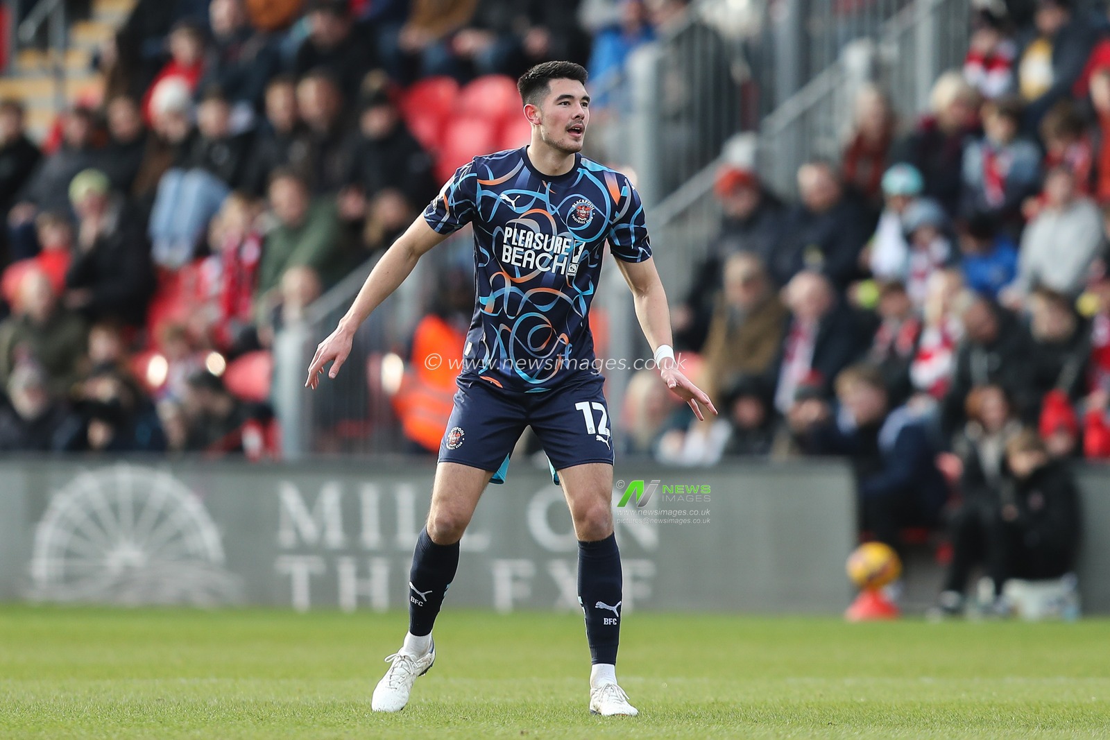 Elkan Baggott of Blackpool during the Sky Bet League 1 match Exeter City vs Blackpool at St James' Park, Exeter, United Kingdom, 25th January 2025

(Photo by Gareth Evans/News Images)