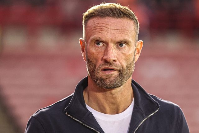Ian Evatt manager of Blackpool during the Sky Bet League One match Barnsley vs Blackpool at Oakwell, Barnsley, United Kingdom on 02 September 2026

(Photo by Alfie Cosgrove/News Images)