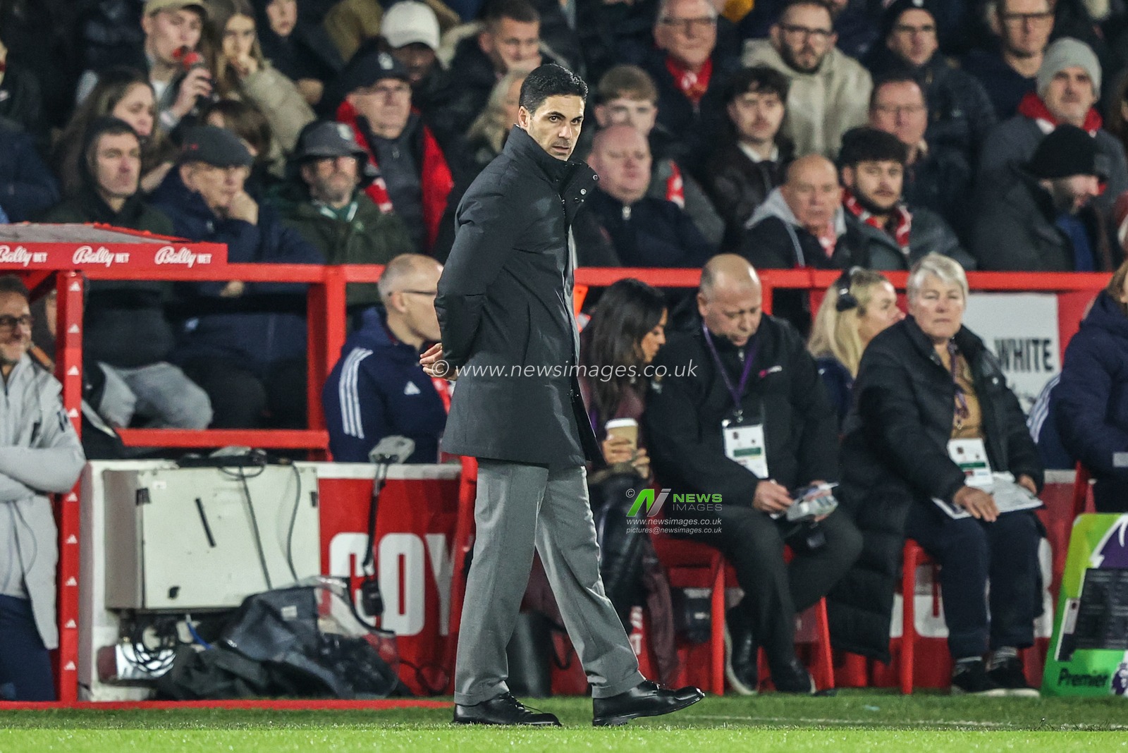 Mikel Arteta manager of Arsenal looks on during the Premier League match Nottingham Forest vs Arsenal at City Ground, Nottingham, United Kingdom, 17th January 2026

(Photo by Alfie Cosgrove/News Images)