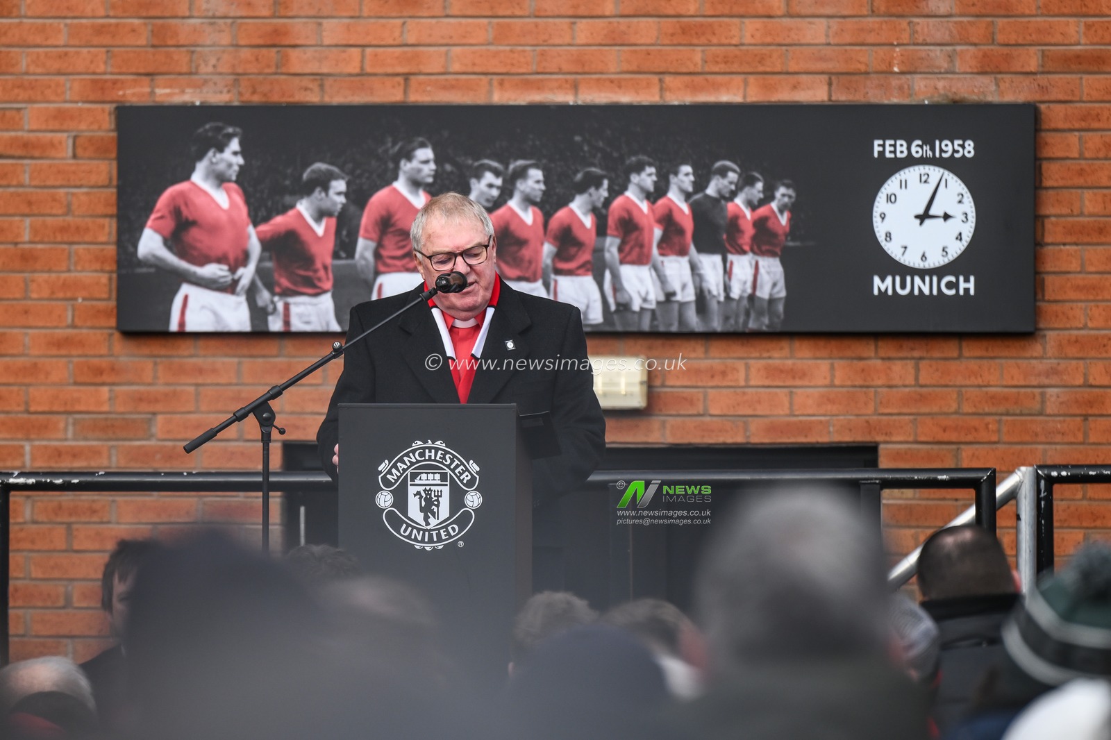 Manchester United remembrance service to the Munich air disaster which occurred on February 6th 1958 Home of Manchester United, ahead of the Premier League match Manchester United vs Crystal Palace at Old Trafford, Manchester, United Kingdom, 2nd February 2025

(Photo by Craig Thomas/News Images)