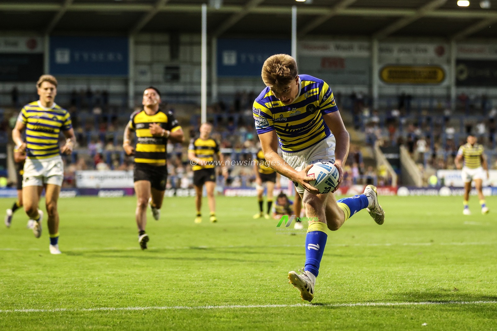 Betfred Super League round 23 Warrington Wolves v York Knights