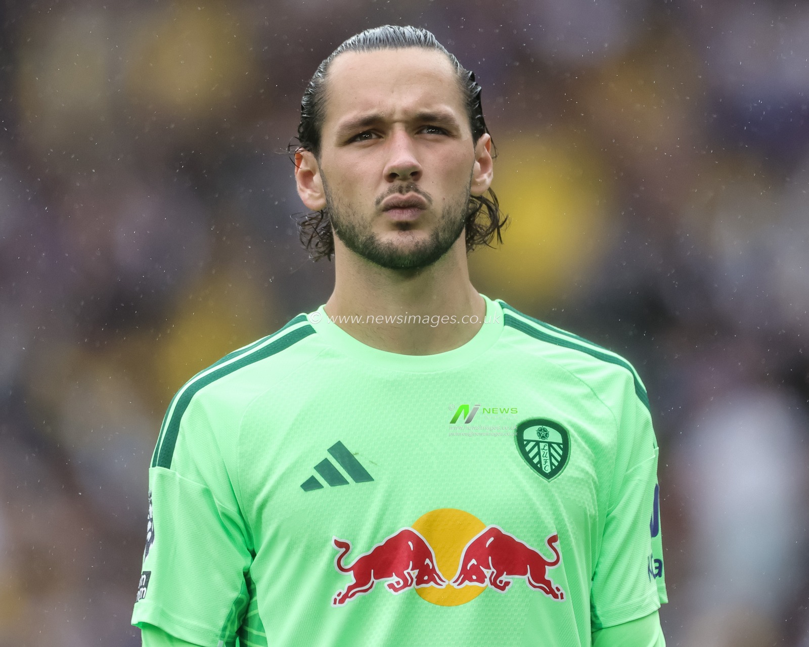 Leeds United goalkeeper James Trafford during the Premier League match Leeds United vs Brentford at Elland Road, Leeds, United Kingdom on 30 August 2026

(Photo by Mark Cosgrove/News Images)