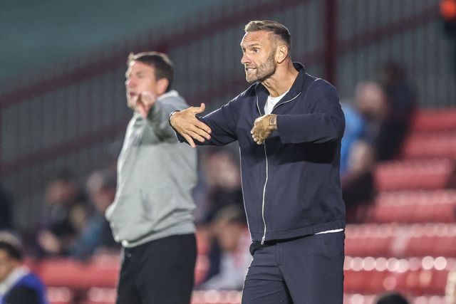 Ian Evatt manager of Blackpool gives his team instructions during the Sky Bet League One match Barnsley vs Blackpool at Oakwell, Barnsley, United Kingdom on 02 September 2026

(Photo by Alfie Cosgrove/News Images)