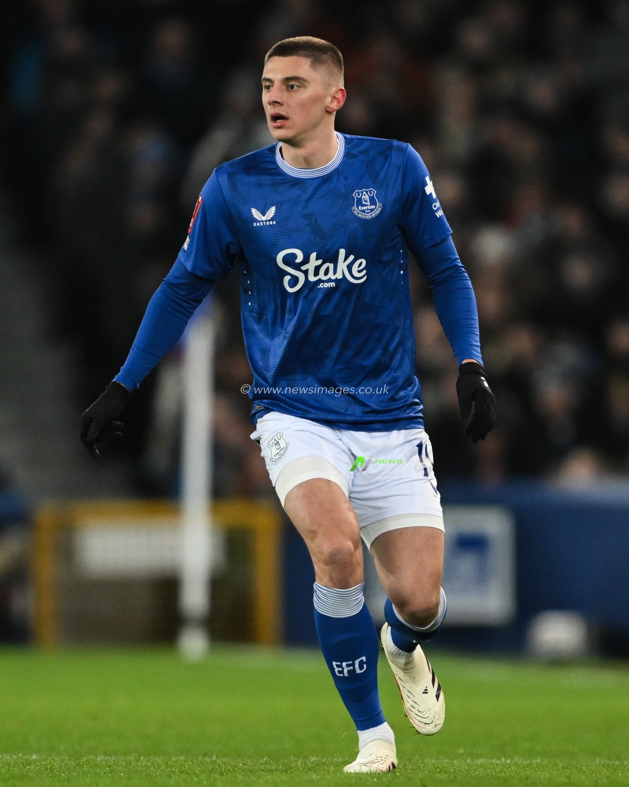 Vitaliy Mykolenko of Everton during the Emirates FA Cup 3rd Round match Everton vs Peterborough United at Goodison Park, Liverpool, United Kingdom, 9th January 2025

(Photo by Craig Thomas/News Images)
