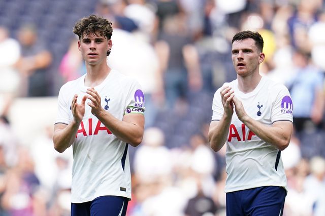 Archie Gray of Tottenham Hotspur and Andy Robertson of Tottenham Hotspur applaud home support at full time during the pre-season friendly match Tottenham Hotspur vs Hoffenheim at Tottenham Hotspur Stadium, London, United Kingdom on 15 August 2026

(Photo by Harvey Murphy/News Images)