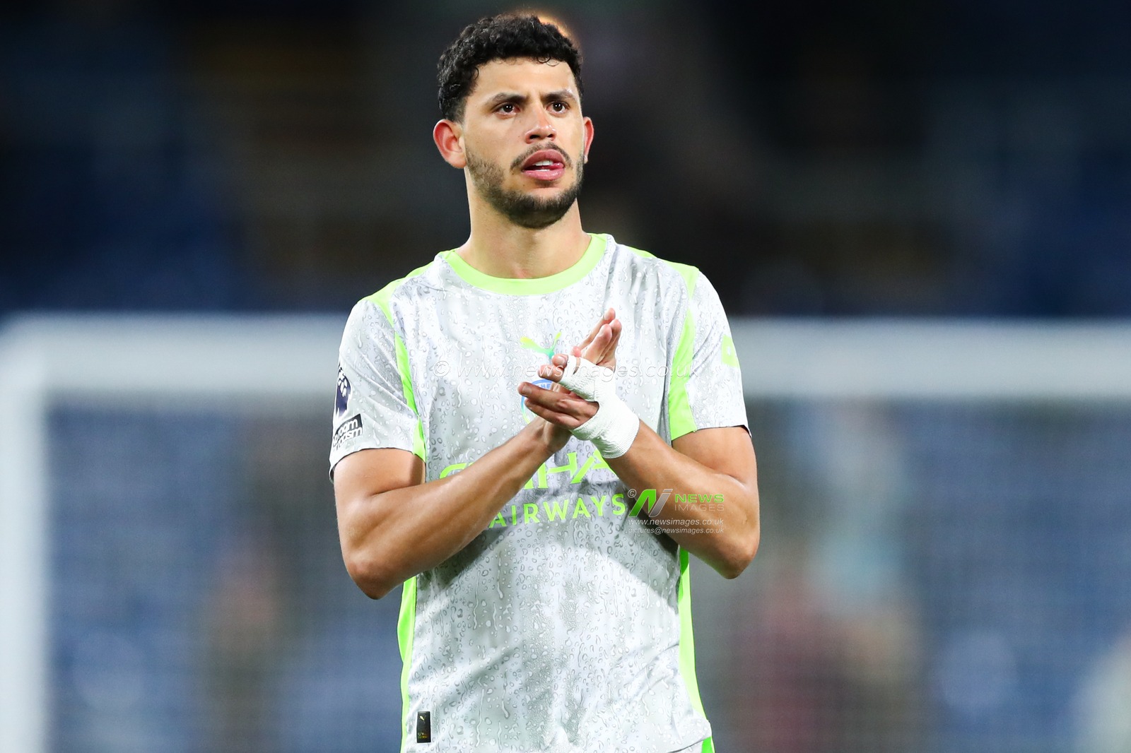 Matheus Nunes of Manchester City celebrates 0-1 win after the Premier League match Burnley vs Manchester City at Turf Moor, Burnley, United Kingdom on 22 April 2026

(Photo by Jorge Horsted/News Images)