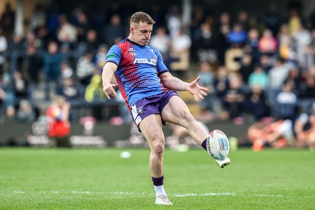 Jake Trueman of Wakefield Trinity in the pre-game warm up during the Betfred Super League round 10 match Leeds Rhinos vs Wakefield Trinity at AMT Headingley Stadium, Leeds, United Kingdom on 01 May 2026

(Photo by Alfie Cosgrove/News Images)