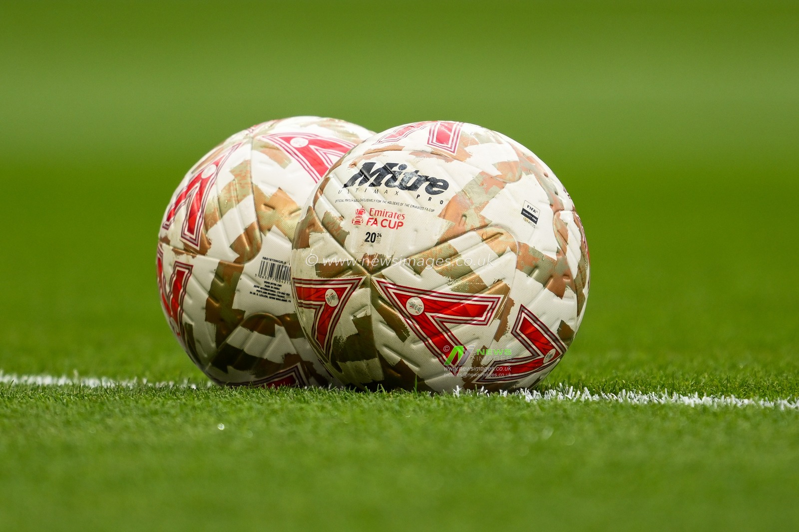 A general view of the Emirates FA Cup ball prior to the Emirates FA Cup 5th Round match Manchester United vs Fulham at Old Trafford, Manchester, United Kingdom, 2nd March 2025

(Photo by Craig Thomas/News Images)