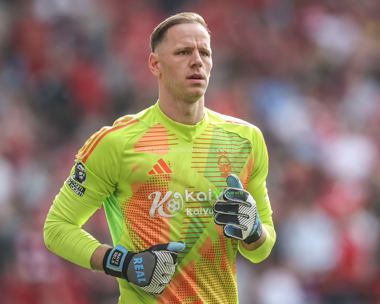 Matz Sels of Nottingham Forest during the Premier League match Nottingham Forest vs Everton at City Ground, Nottingham, United Kingdom, 12th April 2025

(Photo by Alfie Cosgrove/News Images)