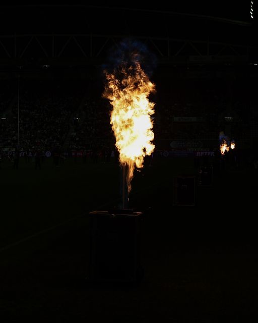 The pre-game firework and pyrotechnic display during the Betfred Super League round 27 match Wigan Warriors vs Leeds Rhinos at The Brick Community Stadium, Wigan, United Kingdom, 19th September 2025

(Photo by Alfie Cosgrove/News Images)