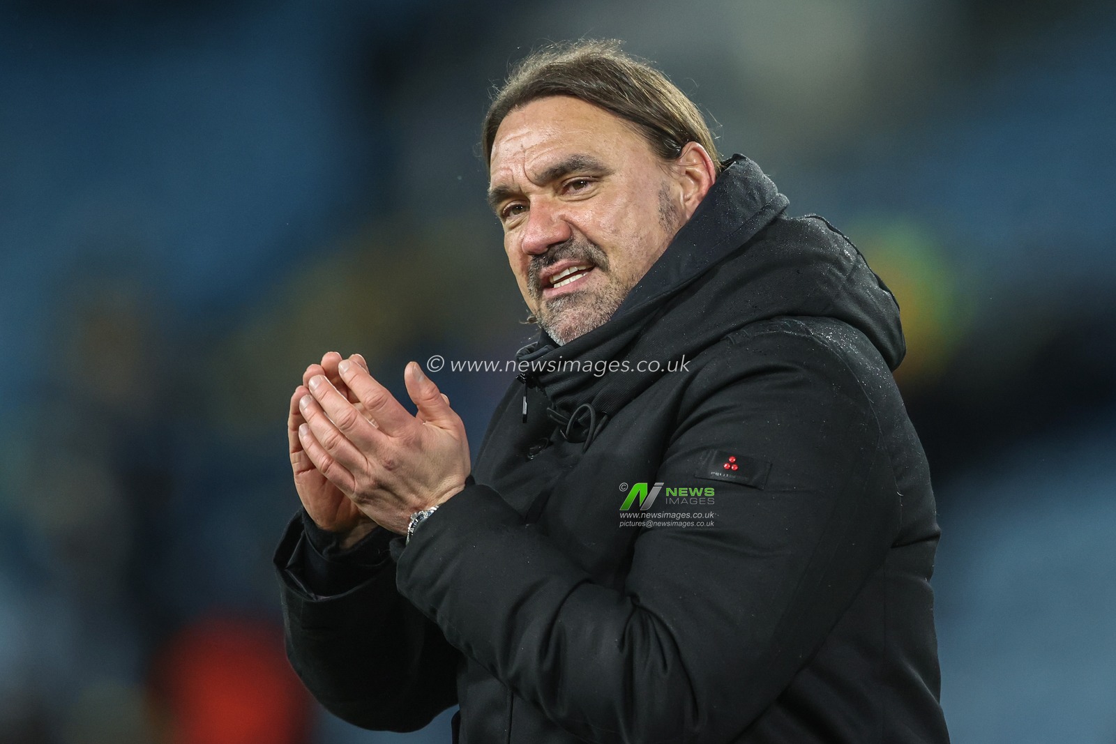 Daniel Farke manager of Leeds United celebrates the win with the fans during the Sky Bet Championship match Leeds United vs Millwall at Elland Road, Leeds, United Kingdom, 12th March 2025

(Photo by Alfie Cosgrove/News Images)