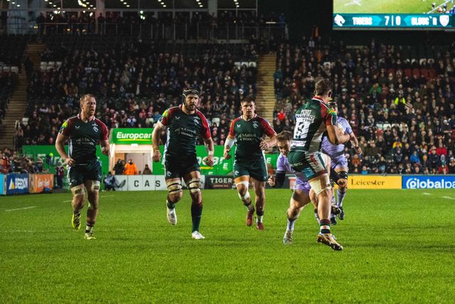 Joaquin Moro of Leicester Tigers and Ross Byrne of Gloucester Rugby during the Gallagher Premiership match Leicester Tigers vs Gloucester Rugby at Mattioli Woods Welford Road Stadium, Leicester, United Kingdom, 19th December 2025

(Photo by Craig Evans/News Images)

*** GER AUT SUI OUT ***