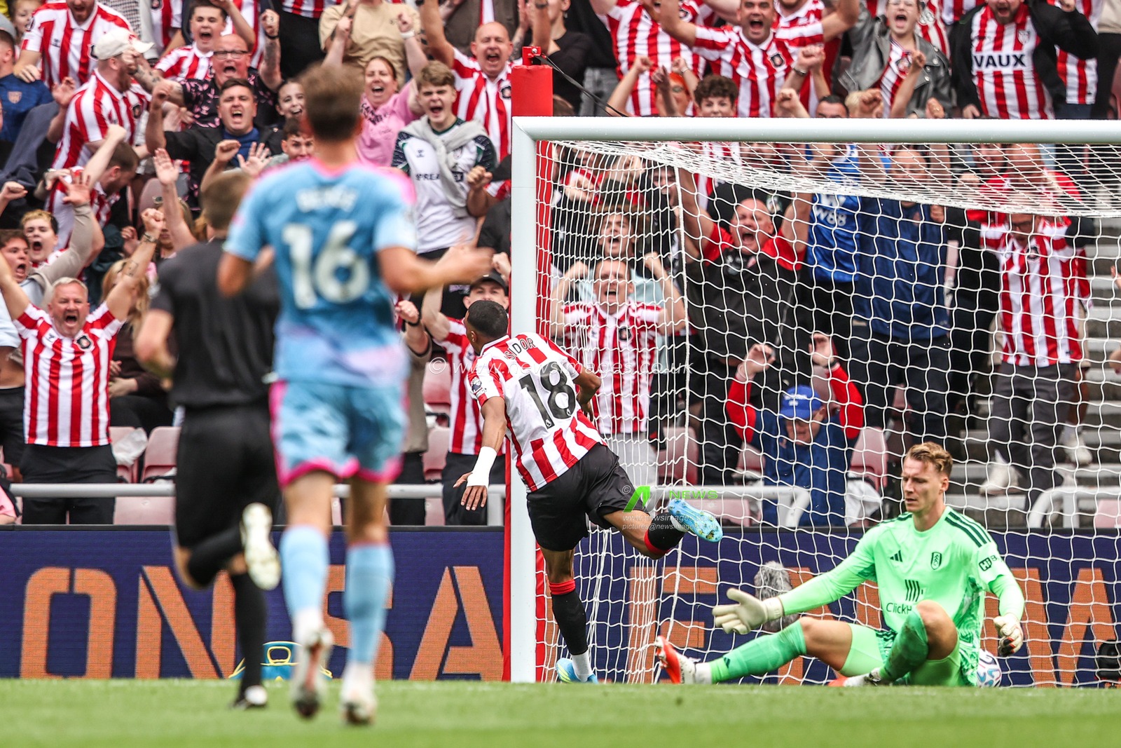 Premier League: Sunderland v Fulham