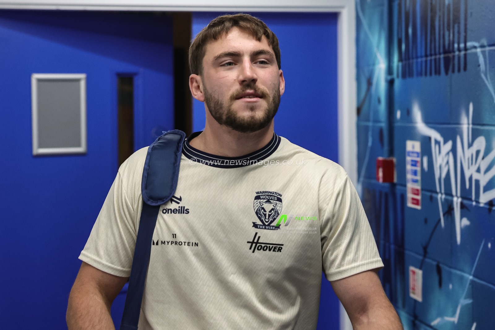Adam Holroyd of Warrington Wolves arrives during the Betfred Super League round 23 match Warrington Wolves vs York Knights at The Halliwell Jones Stadium, Warrington, United Kingdom on 13 August 2026

(Photo by Mark Cosgrove/News Images)