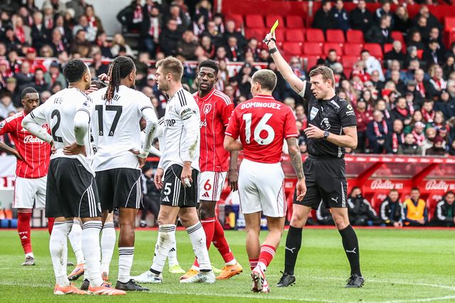 Referee Samuel Barrott gives a yellow card to Joachim Andersen of Fulham during the Premier League match Nottingham Forest vs Fulham at City Ground, Nottingham, United Kingdom on 15 March 2026

(Photo by Alfie Cosgrove/News Images)