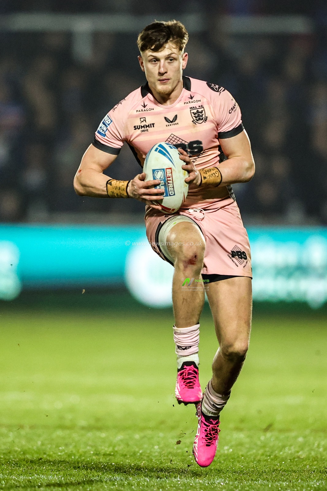 Davy Litten of Hull FC during the Betfred Super League match Wakefield Trinity vs Hull FC at DIY Kitchens Stadium, Wakefield, United Kingdom on 05 March 2026

(Photo by Alfie Cosgrove/News Images)