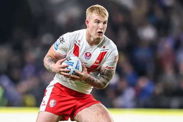 George Delaney of St. Helens in action during the Betfred Super League play-off Eliminator 1 match Leeds Rhinos vs St Helens at Headingley Stadium, Leeds, United Kingdom, 27th September 2025

(Photo by Alfie Cosgrove/News Images)