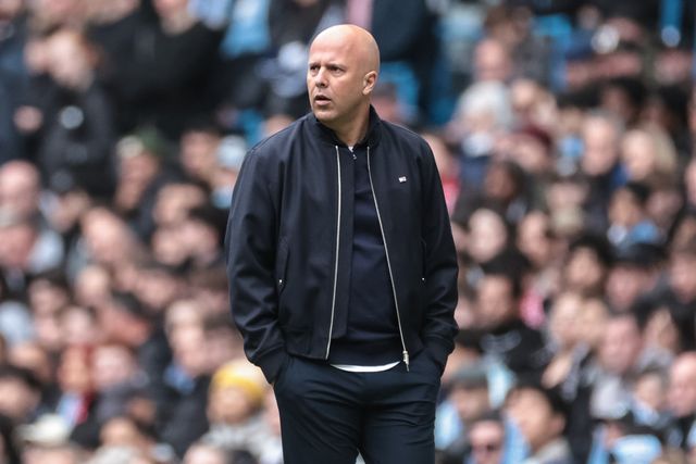 Arne Slot manager of Liverpool looks on during the Emirates FA Cup Quarter-Final match Manchester City vs Liverpool at Etihad Stadium, Manchester, United Kingdom on 04 April 2026

(Photo by Mark Cosgrove/News Images)