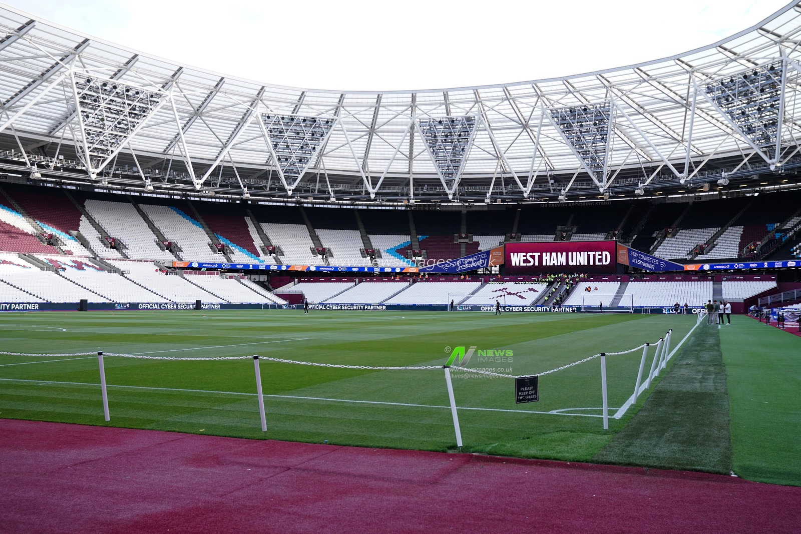General view of the London stadium ahead of the Sky Bet Championship match West Ham United vs Wolverhampton Wanderers at London Stadium, London, United Kingdom on 01 September 2026

(Photo by Harvey Murphy/News Images)