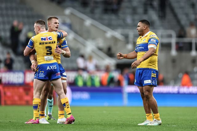 Sam Lisone of Leeds Rhinos celebrates the win during the Betfred Magic Weekend 2025 match St Helens vs Leeds Rhinos at St. James's Park, Newcastle, United Kingdom, 3rd May 2025

(Photo by Mark Cosgrove/News Images)