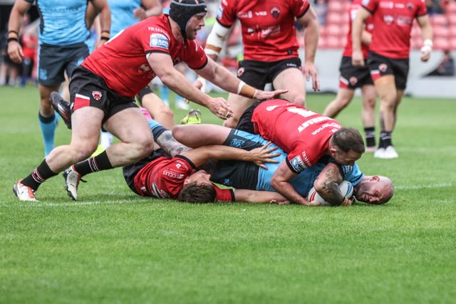 Zak Hardaker of Hull FC goes over for a try during the Betfred Super League round 15 match Salford Red Devils vs Hull FC at Salford Community Stadium, Eccles, United Kingdom, 22nd June 2025

(Photo by Alfie Cosgrove/News Images)