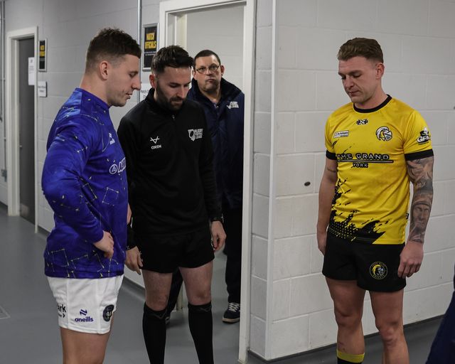 Referee Liam Moore takes the coin toss during the Betfred Super League Round 4 match York Knights vs Warrington Wolves at LNER Community Stadium, York, United Kingdom on 06 March 2026

(Photo by Mark Cosgrove/News Images)