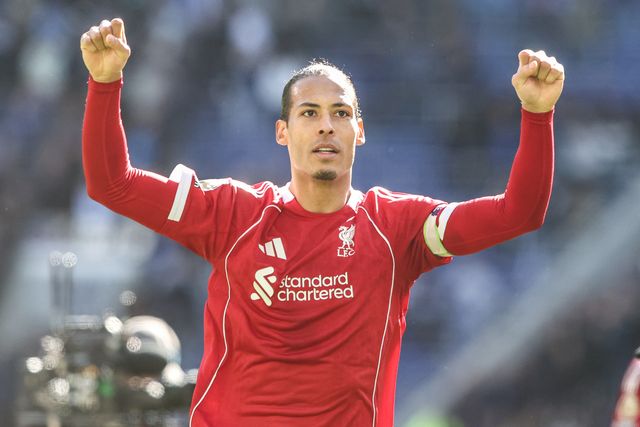 Virgil van Dijk of Liverpool celebrates with the fans after the game during the Premier League match Everton vs Liverpool at Hill Dickinson Stadium, Liverpool, United Kingdom on 19 April 2026

(Photo by Alfie Cosgrove/News Images)