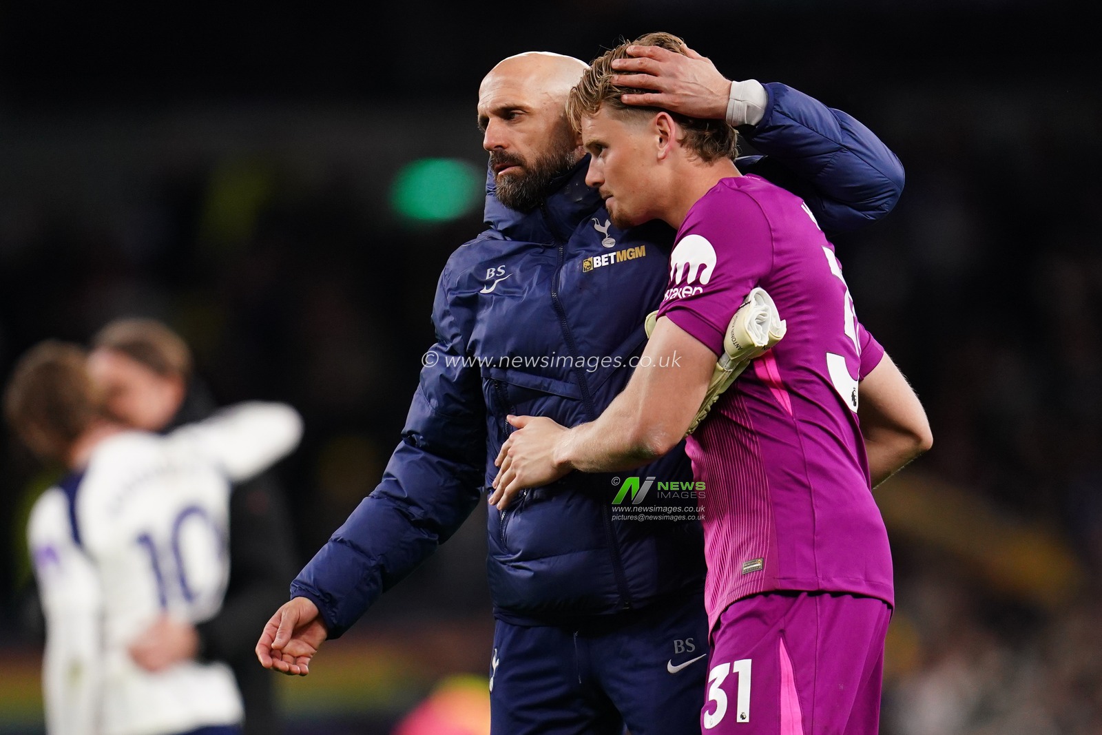 Tottenham Hotspur goalkeeper Antonin Kinsky at full time during the Premier League match Tottenham Hotspur vs Leeds United at Tottenham Hotspur Stadium, London, United Kingdom on 11 May 2026

(Photo by Harvey Murphy/News Images)