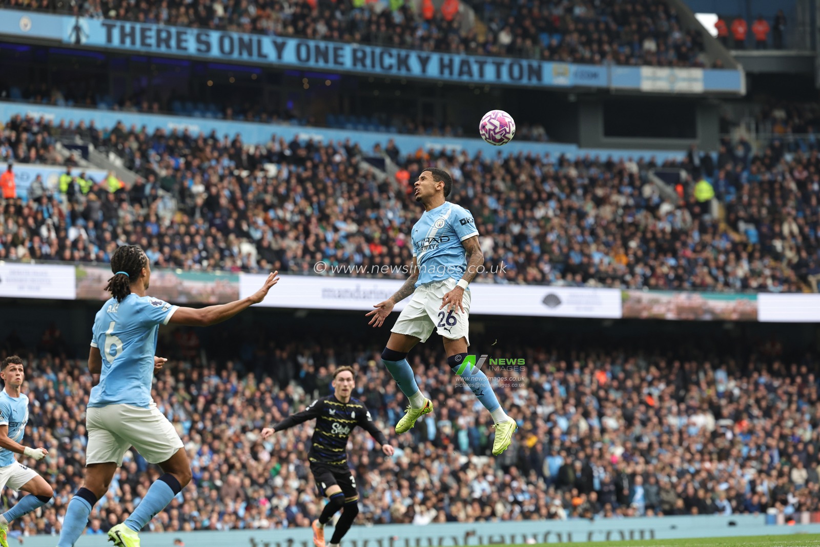 Savinho of Manchester City heads the ball clear of his defensive area during the Premier League match Manchester City vs Everton at Etihad Stadium, Manchester, United Kingdom, 18th October 2025

(Photo by Mark Cosgrove/News Images)