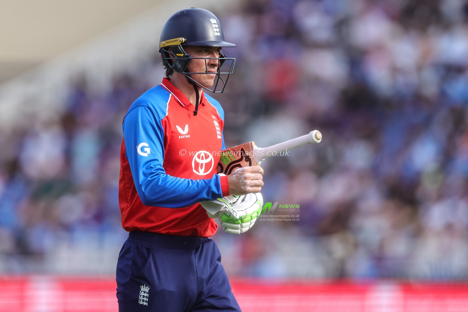 Tom Banton of England leaves the field of play after being dismissed during the Third Vitality T20 International match England vs India at Trent Bridge, Nottingham, United Kingdom on 07 July 2026

(Photo by Mark Cosgrove/News Images)