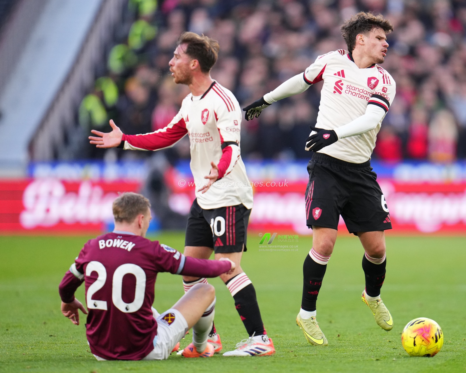 Milos Kerkez of Liverpool after decision goes against Liverpool during the Premier League match West Ham United vs Liverpool at London Stadium, London, United Kingdom, 30th November 2025

(Photo by Harvey Murphy/News Images)

*** GER AUT SUI OUT ***
