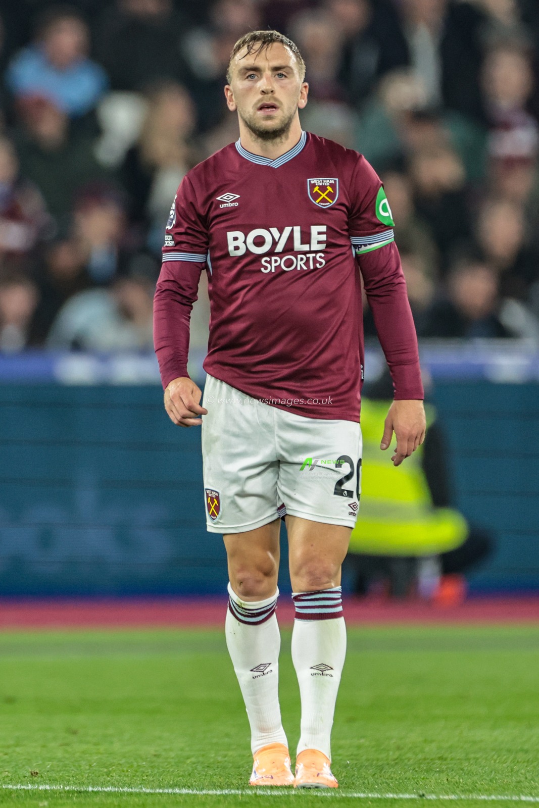 Jarrod Bowen of West Ham United during the Premier League match West Ham United vs Brentford at London Stadium, London, United Kingdom, 20th October 2025

(Photo by Mark Cosgrove/News Images)