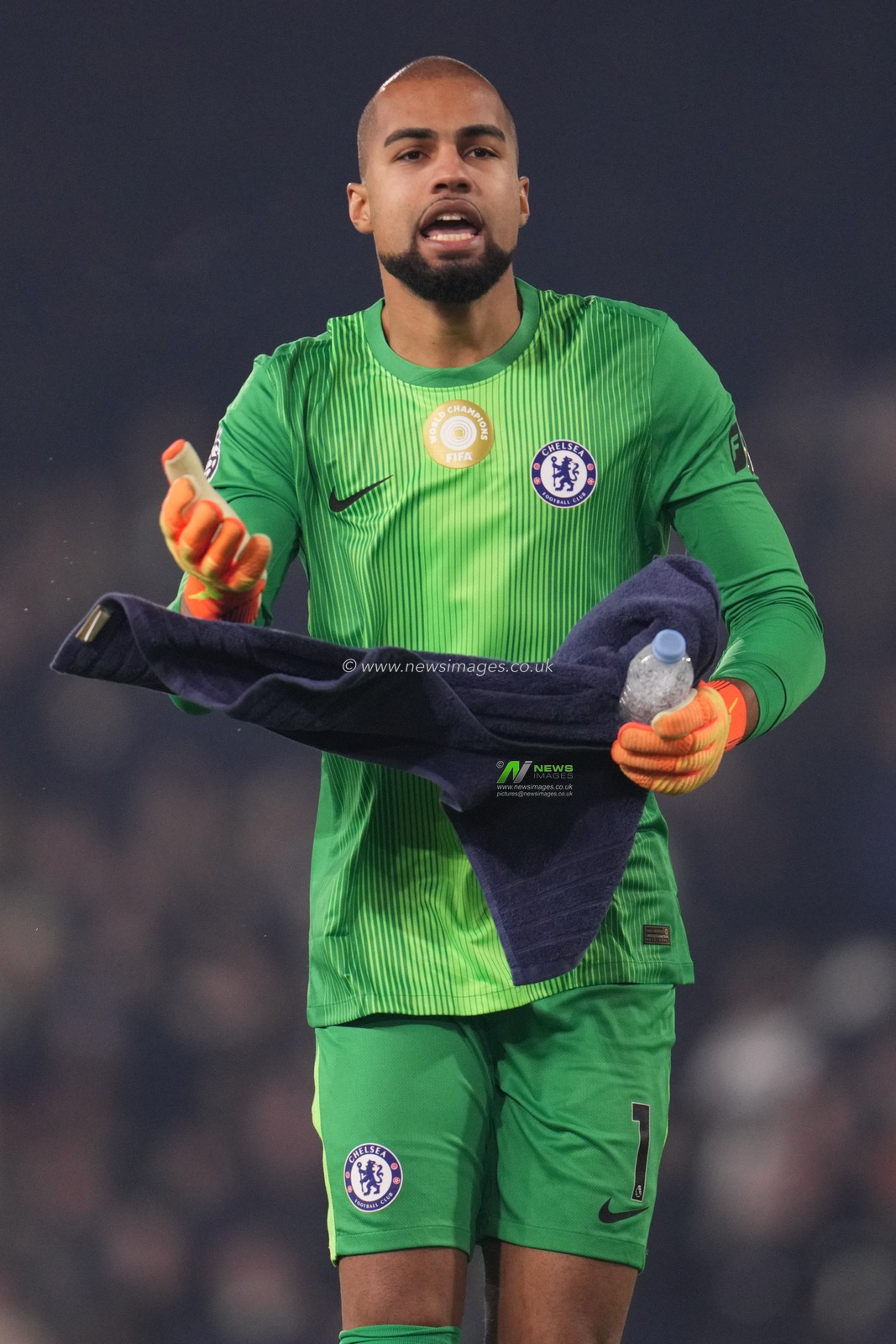 Robert Sánchez of Chelsea during the Premier League match Fulham vs Chelsea at Craven Cottage, London, United Kingdom, 7th January 2026

(Photo by Harvey Murphy/News Images)

*** GER AUT SUI OUT ***