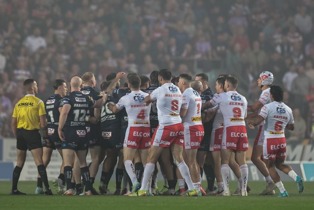 Tempers flare early in the game during the Betfred Super League Round 25 match St Helens vs Wigan Warriors at Totally Wicked Stadium, St Helens, United Kingdom, 5th September 2025

(Photo by Mark Cosgrove/News Images)